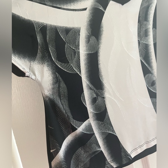 Pronto USA Pretty shiny top - Picture 2 of 4